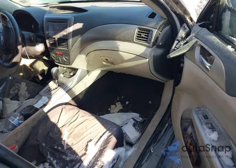 2010 Subaru Impreza 2.5I Premium из США, поврежденный, VIN JF1GE6B69AH503331